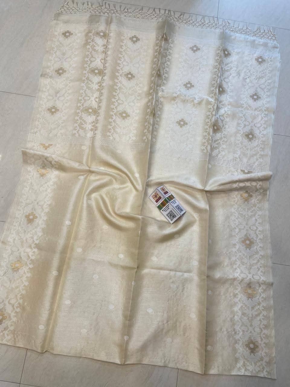 Pure Gachhi Tussar Jamdani - White