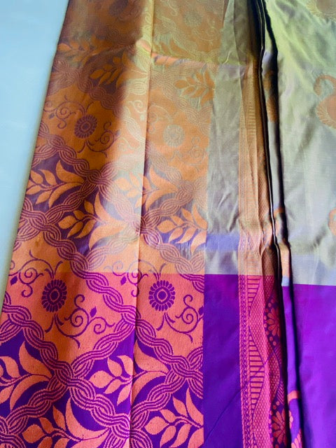 Soft Silk - Wine and Gold
